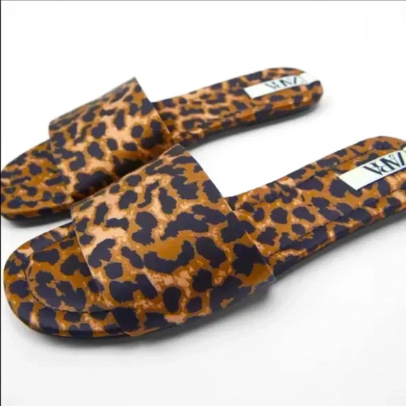ZARA LEOPARD Satin Animal PRINT FLAT SANDALS NWT - Picture 2 of 3
